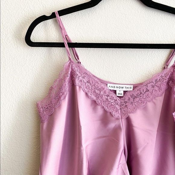 Y2K Lace pink satin cami crop top - Picture 5 of 5